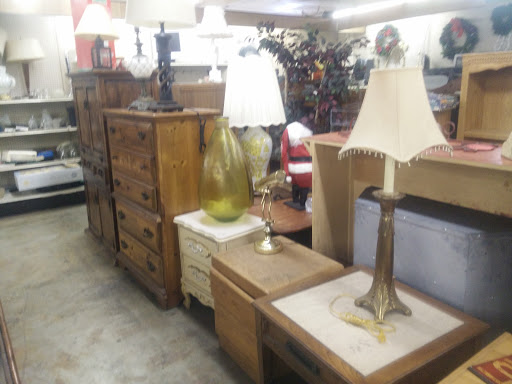 Thrift Store «VALUE VILLAGE Thrift Store», reviews and photos, 9334 Alondra Blvd, Bellflower, CA 90706, USA