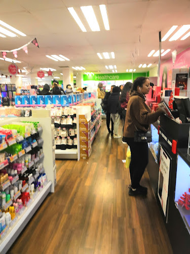 Reviews of The Perfume Shop Superdrug East Ham in London - Cosmetics store