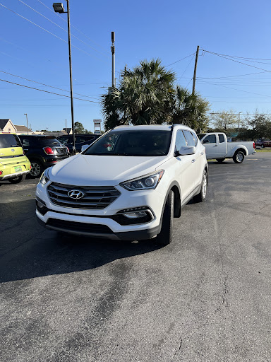 Used Car Dealer «Beach Cars», reviews and photos, 369 Beal Pkwy NW, Fort Walton Beach, FL 32547, USA