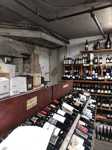 Liquor Store «Federal Wine & Spirits», reviews and photos, 29 State St, Boston, MA 02109, USA