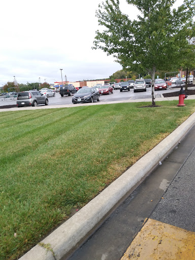 Grocery Store «Blue Parkway Sunfresh», reviews and photos, 4209 E 50th Terrace, Kansas City, MO 64130, USA