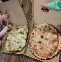 Plats et boissons du Pizzas à emporter Pizza GP à Entremont-le-Vieux - n°1