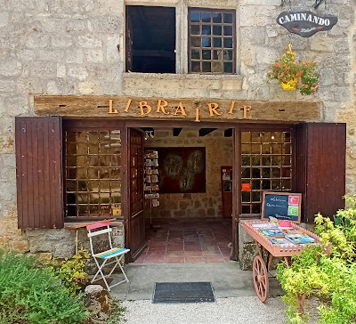 Librairie Caminando à Larressingle
