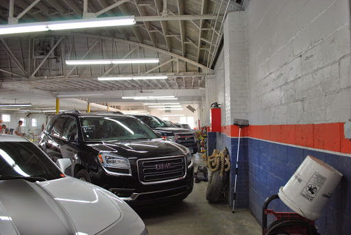 Auto Body Shop «Top Shot Paint Repair LLC», reviews and photos, 423 St Francis S, Wichita, KS 67202, USA