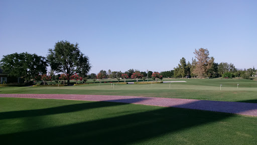 Golf Course «Seven Oaks Country Club», reviews and photos, 2000 Grand Lakes Ave, Bakersfield, CA 93311, USA