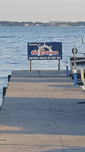 Bar & Grill «The Casino», reviews and photos, 104 Division St, Kelleys Island, OH 43438, USA