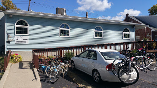 Bicycle Store «Erlton Bicycle Shop», reviews and photos, 1011 Marlton Pike W, Cherry Hill, NJ 08002, USA