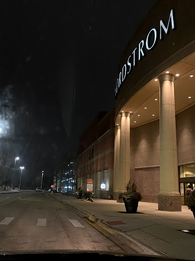Department Store «Nordstrom», reviews and photos, 4937 Old Orchard Shopping Center, Skokie, IL 60077, USA