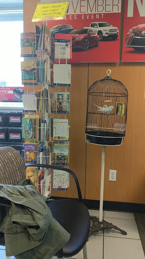 Car Dealer «Bob Smith Toyota», reviews and photos, 3333 Foothill Blvd, La Crescenta, CA 91214, USA