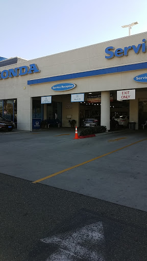 Honda Dealer «Buena Park Honda», reviews and photos, 6411 Beach Blvd, Buena Park, CA 90621, USA