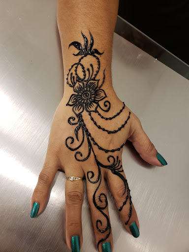 Tattoo Shop «Perfect Henna Tattoos», reviews and photos, 1961 Chain Bridge Rd, McLean, VA 22102, USA