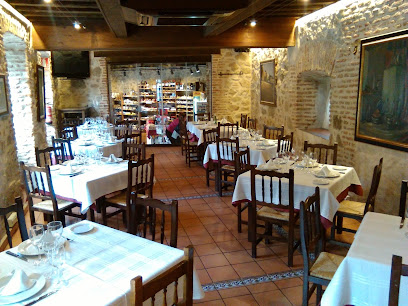 Restaurante Las Murallas - C. San Vicente, 3, 05001 Ávila, Spain