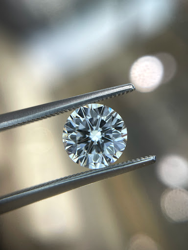 Jewelry Store «Edward Warren Jewelers», reviews and photos, 1610 Cross Creeks Blvd, Pickerington, OH 43147, USA