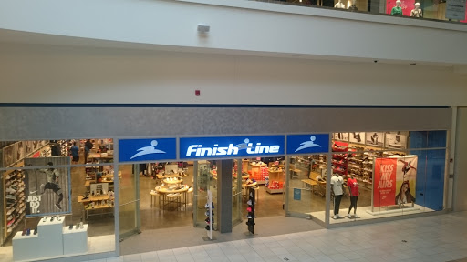 Shopping Mall «Fashion Outlets of Chicago», reviews and photos, 5220 Fashion Outlets Way, Rosemont, IL 60018, USA