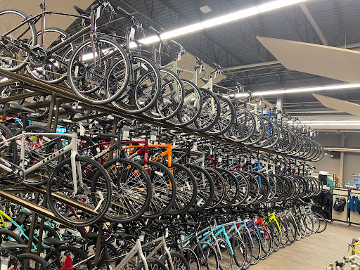 Warehouse «Bike World Warehouse», reviews and photos, 2401 Hickman Rd, Des Moines, IA 50310, USA