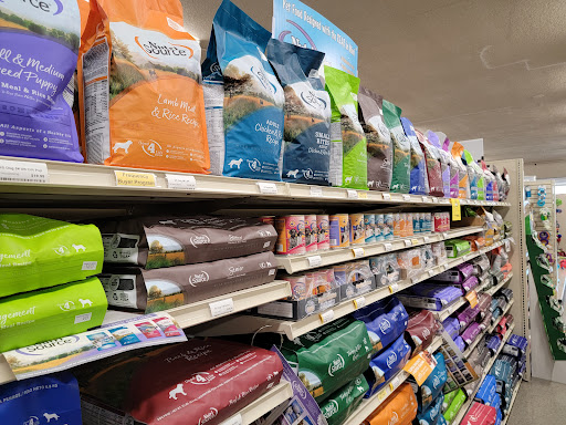 Pet Supply Store «Salem Pet Supply», reviews and photos, 3185 Market St NE, Salem, OR 97301, USA