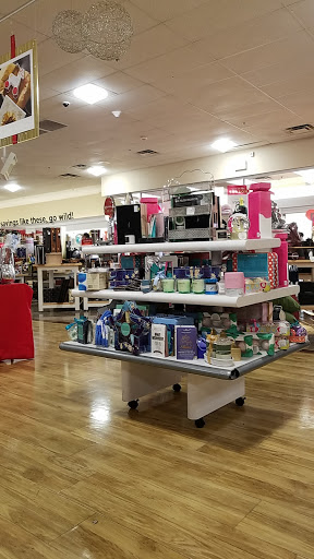 Department Store «HomeGoods», reviews and photos, 1040 S Kirkwood Rd, Kirkwood, MO 63122, USA