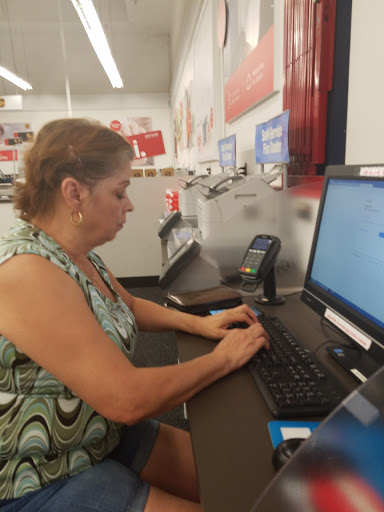 Office Supply Store «Staples», reviews and photos, 101 W Vine St, Kissimmee, FL 34741, USA