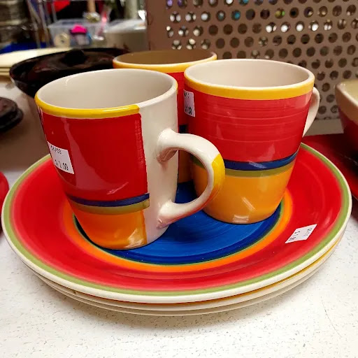 Thrift Store «Beverly Bootstraps Thrift Shop», reviews and photos