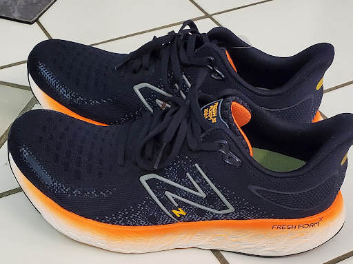 Shoe Store «New Balance Chicago», reviews and photos, 2369 N Clark Street, Chicago, IL 60614, USA