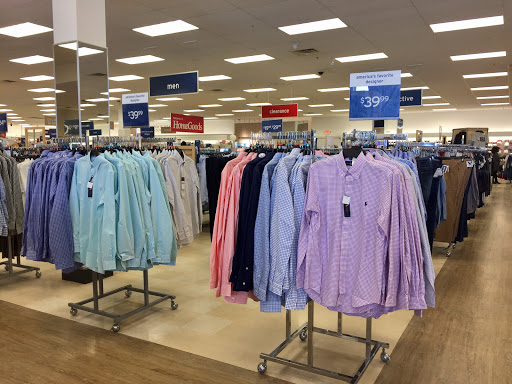 Department Store «Marshalls», reviews and photos, 70 Worcester-Providence Turnpike, Millbury, MA 01527, USA