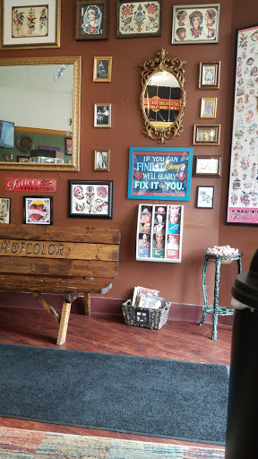 Tattoo Shop «Splash of Color Tattoo & Piercing Studio», reviews and photos, 515 E Grand River Ave f, East Lansing, MI 48823, USA