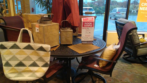 Furniture Store «Ashley HomeStore», reviews and photos, 80 Nardozzi Pl, New Rochelle, NY 10801, USA