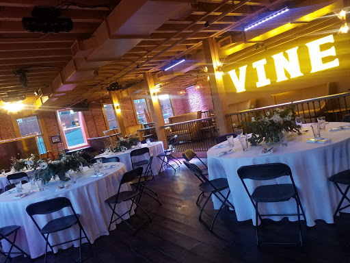 American Restaurant «Ink N Ivy», reviews and photos, 21 E Coffee St, Greenville, SC 29601, USA