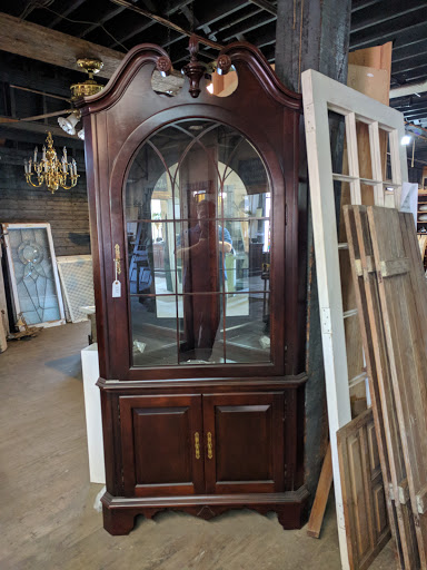 Surplus Store «Vermont Salvage Exchange», reviews and photos, 4 Gates St, White River Junction, VT 05001, USA