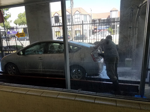 Car Wash «Ventura Car Wash», reviews and photos, 13320 Ventura Blvd, Sherman Oaks, CA 91423, USA