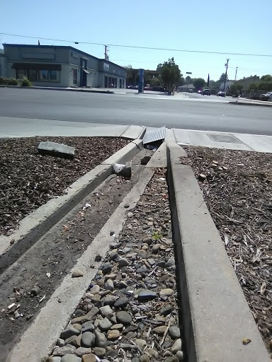 Hardware Store «Harbor Freight Tools», reviews and photos, 1835 S Mooney Blvd, Visalia, CA 93277, USA