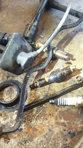 Car Detailing Service «Sponge Brothers Car Wash & Det», reviews and photos, 79 Boston Post Rd, Orange, CT 06477, USA