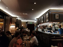 Atmosphère du Restaurant français La Robe et Le Palais à Paris - n°11