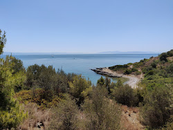 Photo de Ag. Stefanos beach avec un niveau de propreté de assez propre