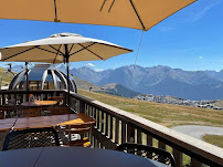 Atmosphère du Restaurant La Plage des Neiges à Huez - n°7