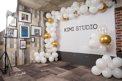 Kimi Studio