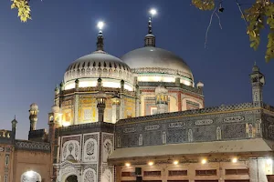 Shrine Hazrat Khwaja Ghulam Fareedرحمت اللہ علیہ image