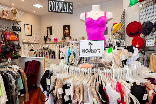 Used Furniture Store «Why Buy New Consignment Shop», reviews and photos, 925 Lincoln Way W, Chambersburg, PA 17202, USA