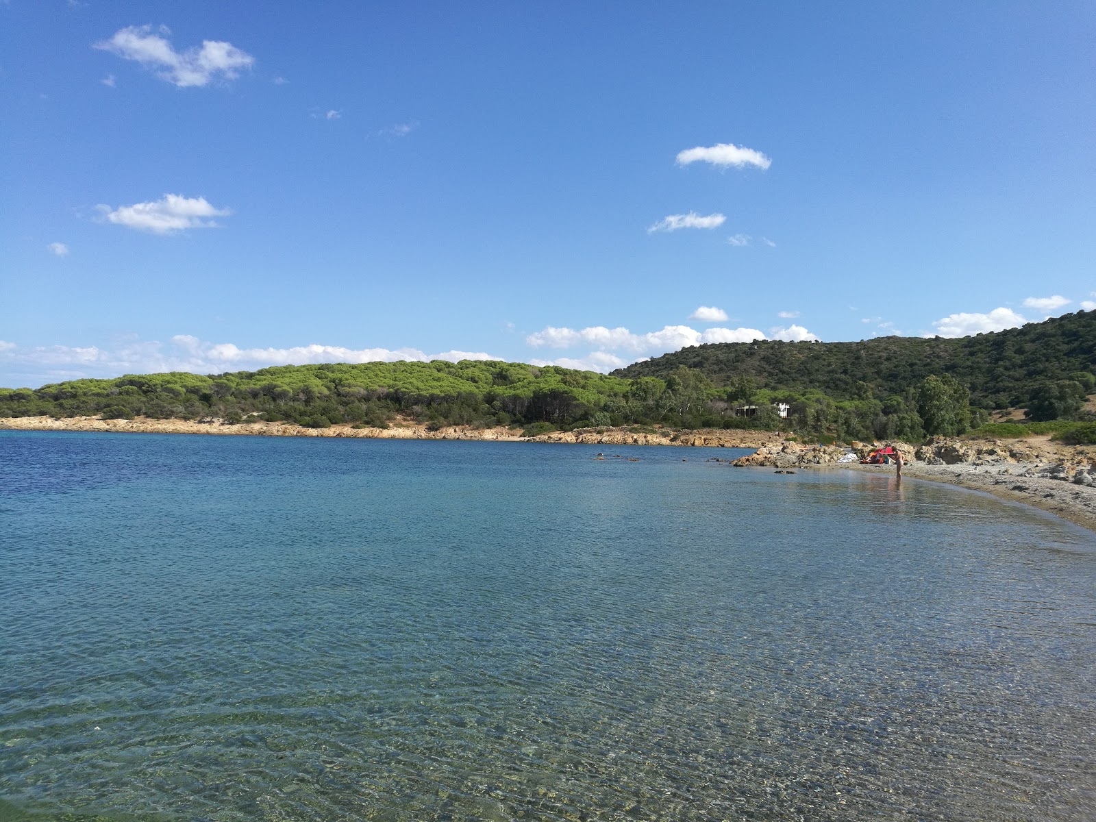 Foto van Li Marini beach met gemiddeld niveau van netheid