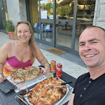 Photo n°1 de l'avis de Hairextensions. fait le 09/08/2023 à 18:11 sur le  Pinsa Bianca - Pizzeria Friggitoria e Tavola calda à Rome