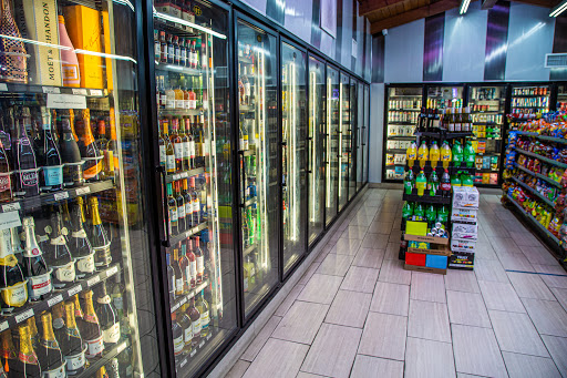 Liquor Store «Forum Liquors», reviews and photos, 801 S Prairie Ave, Inglewood, CA 90301, USA