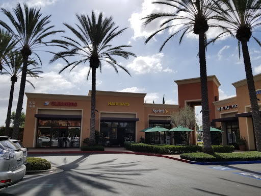 Shopping Mall «Cypress Village Shopping Center», reviews and photos, 14001 - 14271 Jeffrey Rd, Irvine, CA 92620, USA