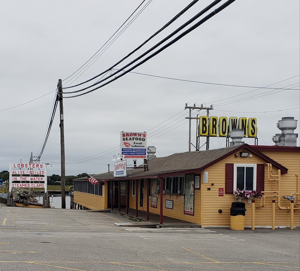 Brown's Lobster Pound 03874