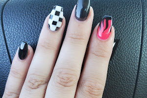 DJ Nails