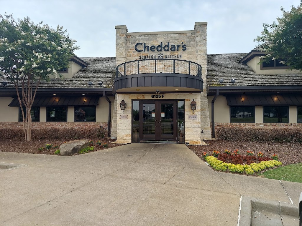 Cheddar's Scratch Kitchen 35806