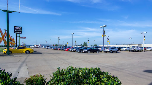 Car Dealer «Harry Robinson Buick GMC», reviews and photos, 6000 S 36th St, Fort Smith, AR 72908, USA