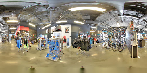 Bicycle Store «Trek Bicycle Store of West Phoenix», reviews and photos, 13085 W McDowell Rd, Avondale, AZ 85392, USA