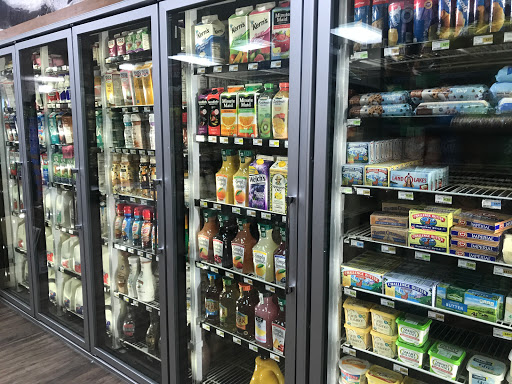 Grocery Store «Idyllwild Village Market, Deli & Pizzeria», reviews and photos, 26000 CA-243, Idyllwild, CA 92549, USA