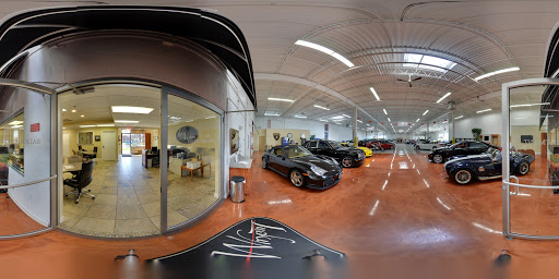 Used Car Dealer «Lucky Motors», reviews and photos, 817 Church Rd, Elmhurst, IL 60126, USA