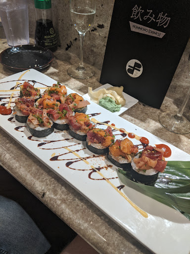 Sushi Restaurant «Mikuni Japanese Restaurant & Sushi Bar», reviews and photos, 4323 Hazel Ave, Fair Oaks, CA 95628, USA